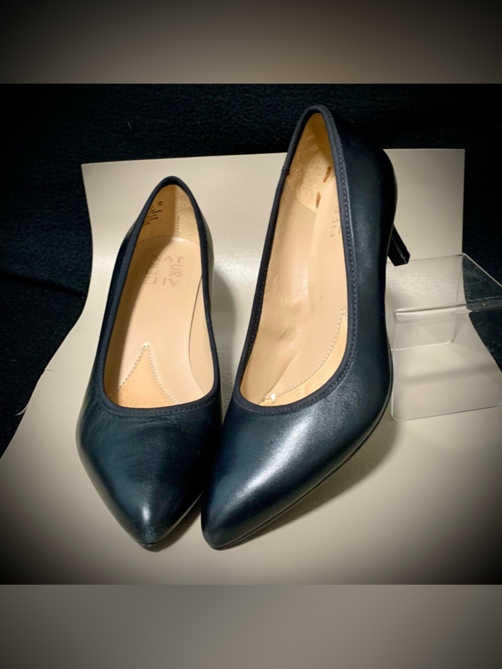 NWOT Naturalizer Aliz Air Women’s Black Leather Pumps – Size 6M